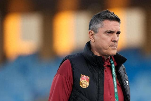 足球直播-安东尼奥亲手撕掉“标签”：我是球场变色龙，曾率队4战轰27球|U23|足球之夜|越南|国足|马塞洛-安东尼奥_新浪体育_新浪新闻