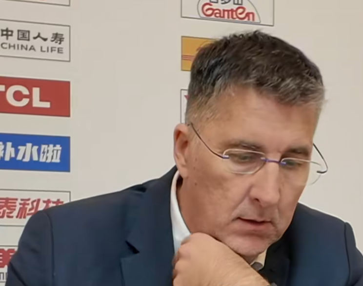 输同曦发布会！格兰直指罚球与失误隐患，阿不都直呼糟糕！