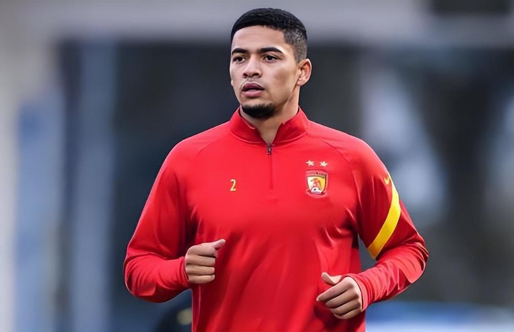 世界杯直播-意外！球迷越不看好他俩踢申花主力，斯卢茨基越要坚持让两人首发